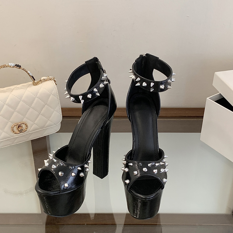 Street Fashion Women - Fashion Design Metal Rivet Back Buckle